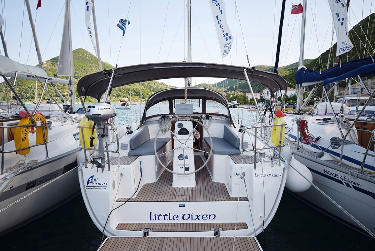 Bavaria 33