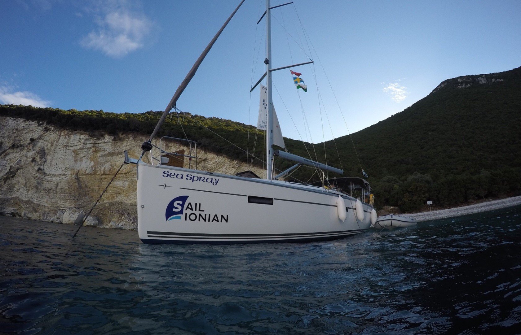 Bavaria 37