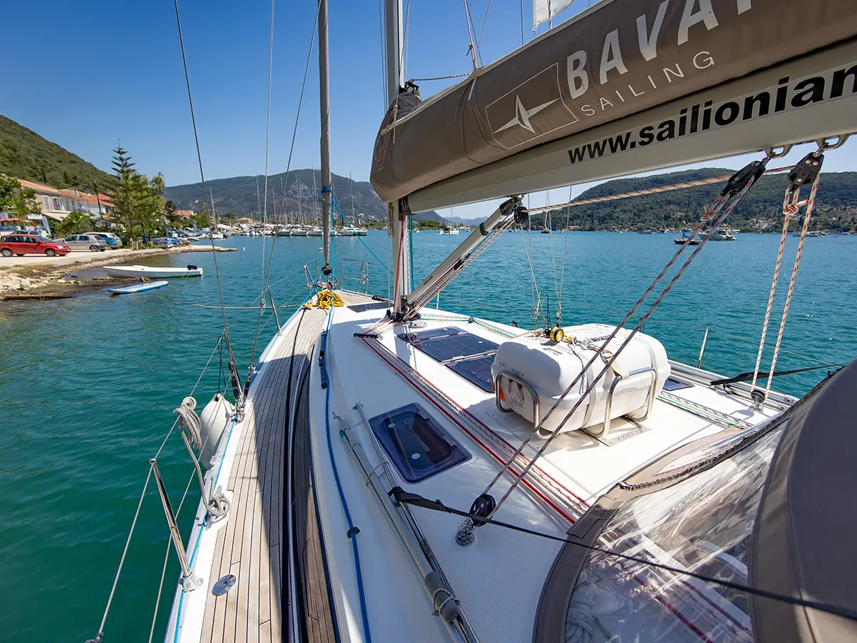 Bavaria 37