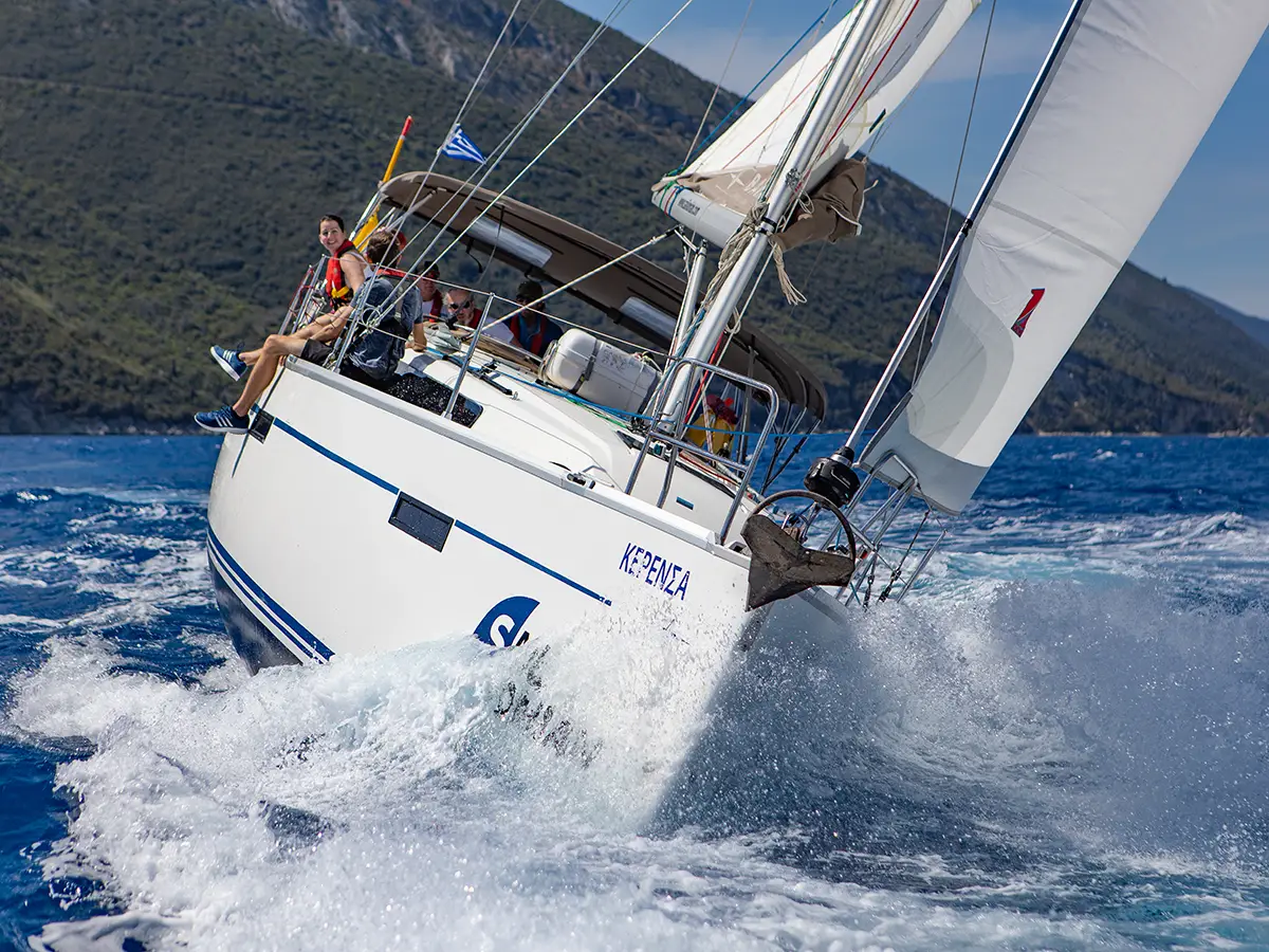Bavaria 37