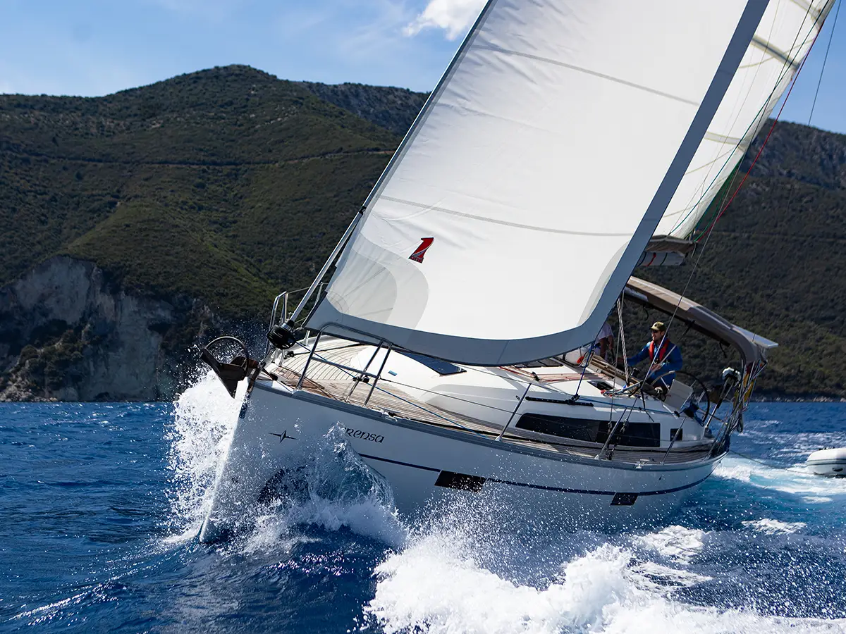 Bavaria 37