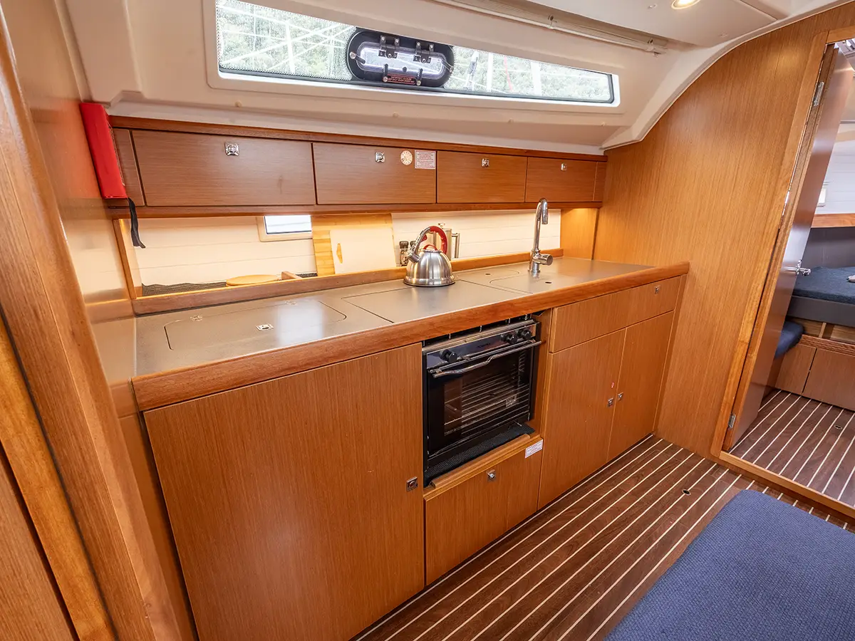 Bavaria 41