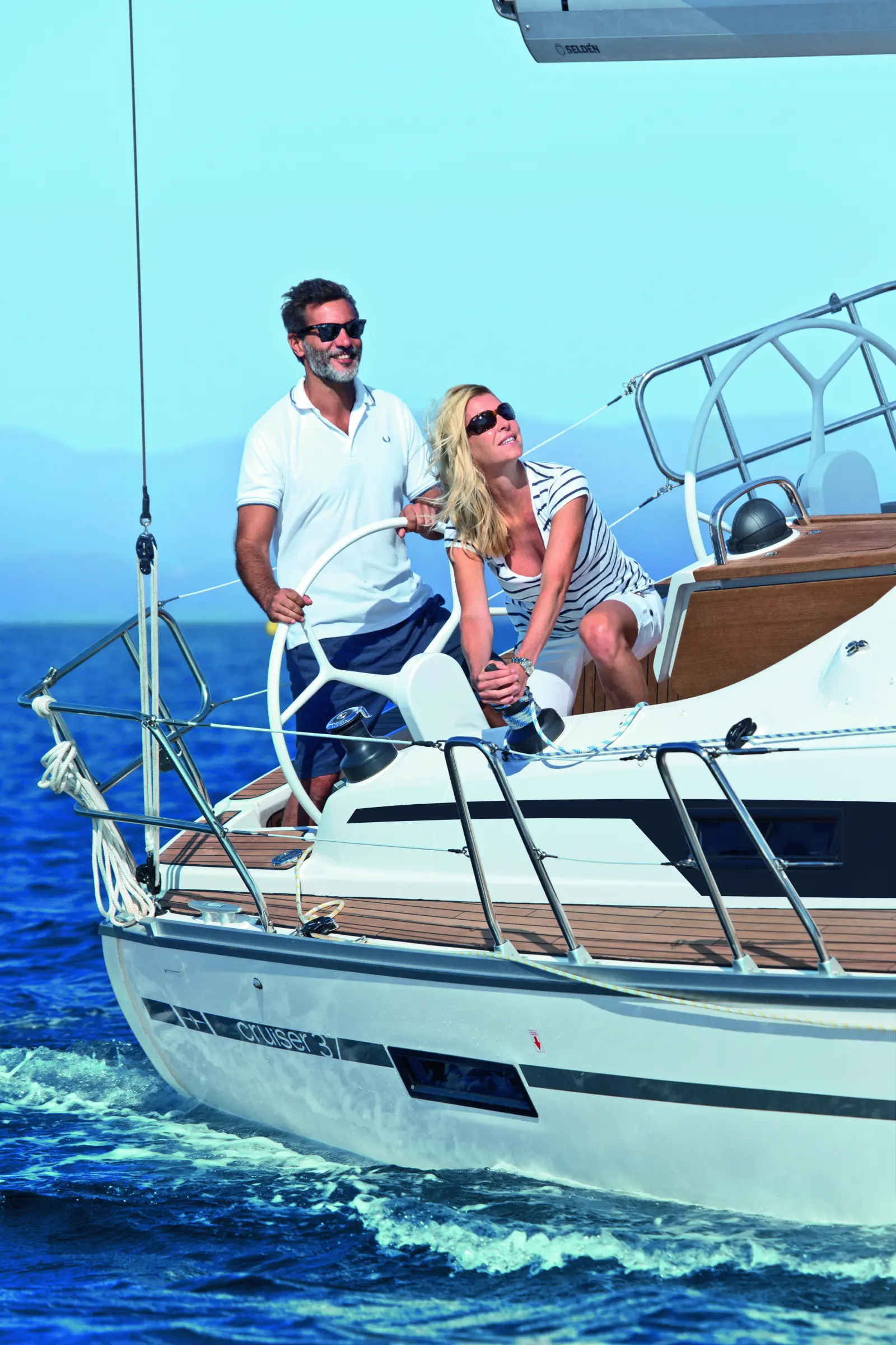 Bavaria 37