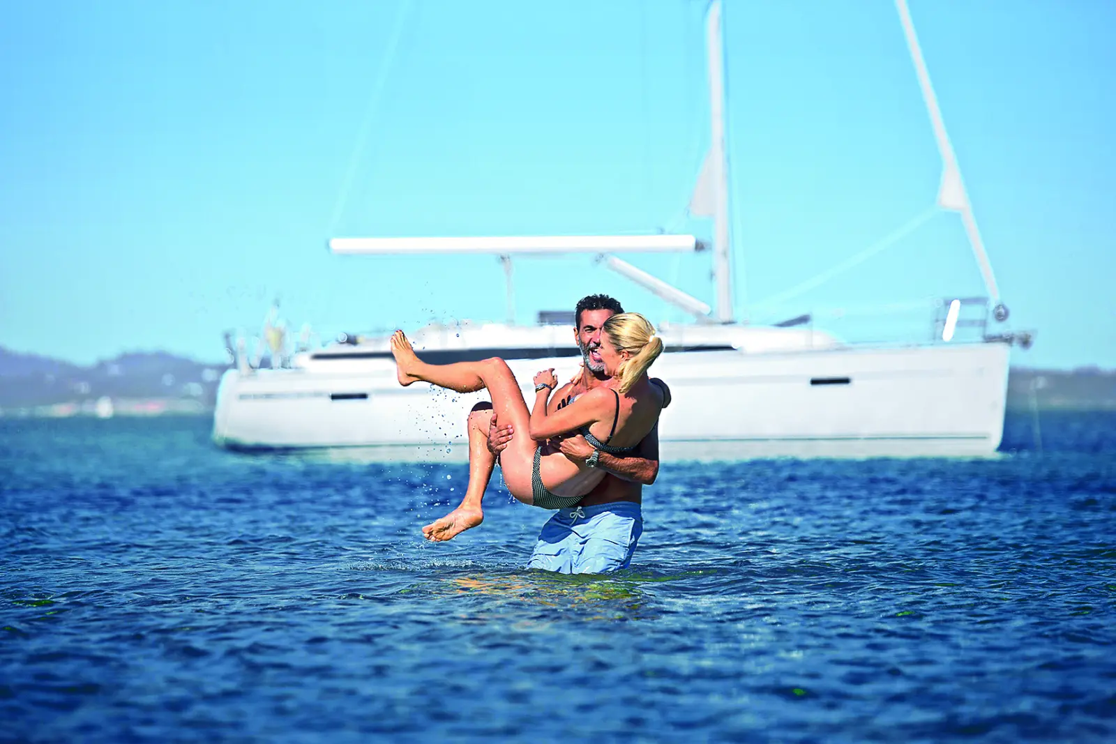 Bavaria 37