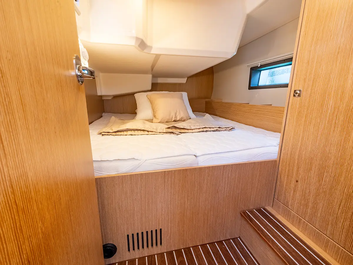 Bavaria C42