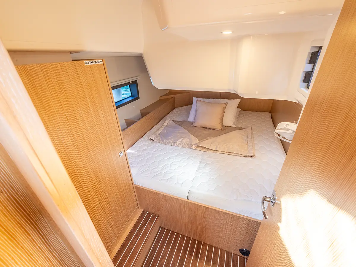 Bavaria C42