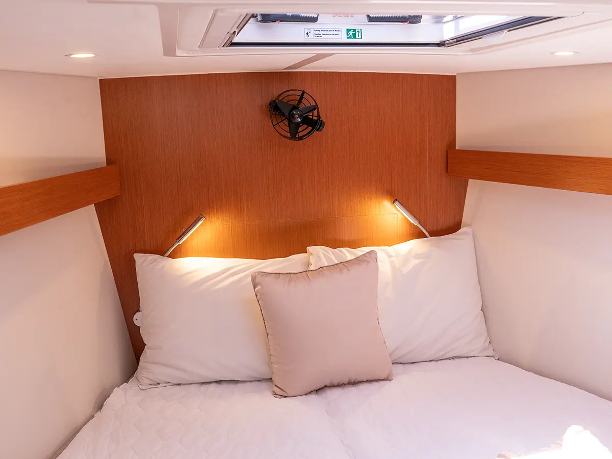 Bavaria C42