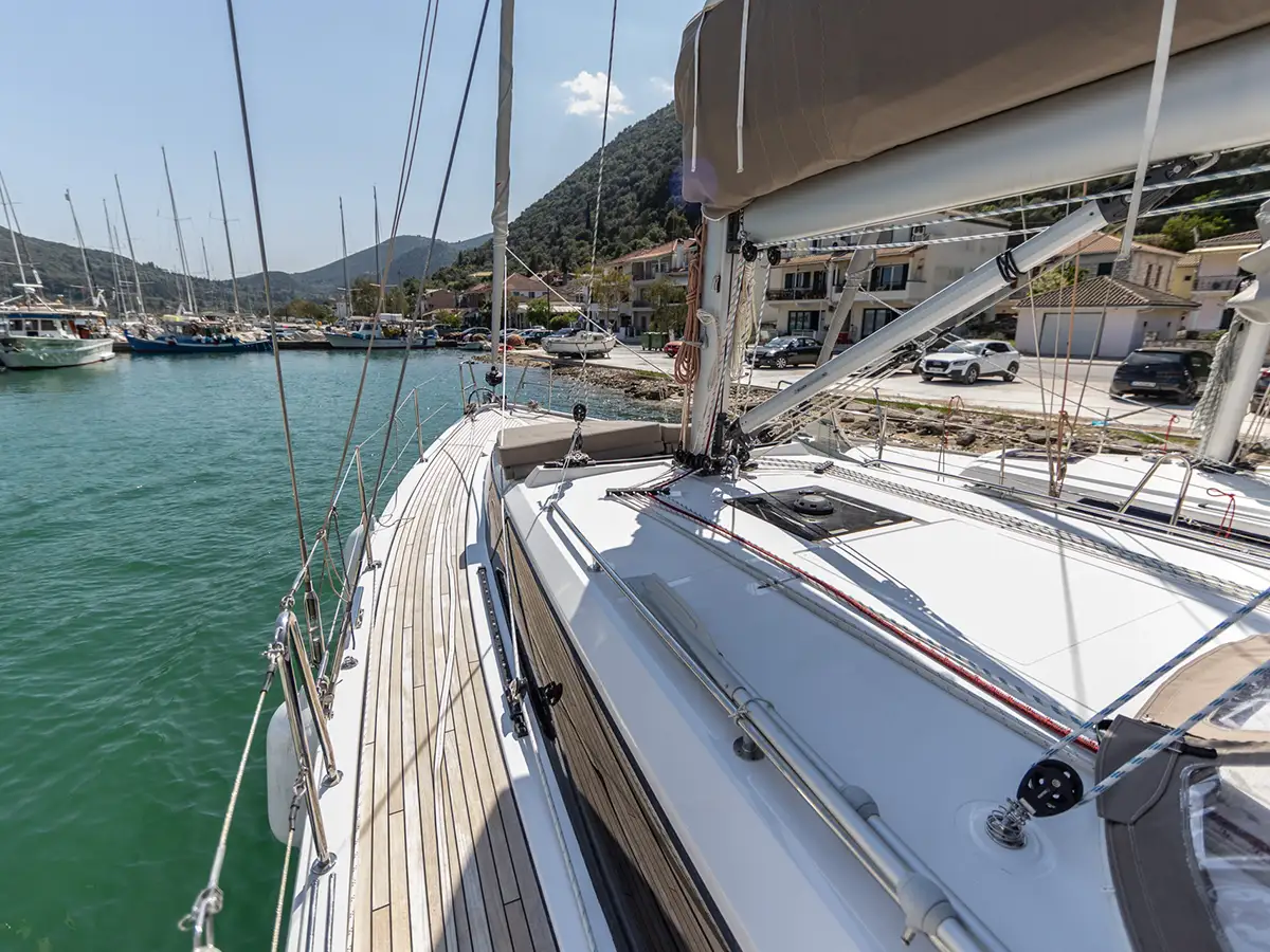 Bavaria C42