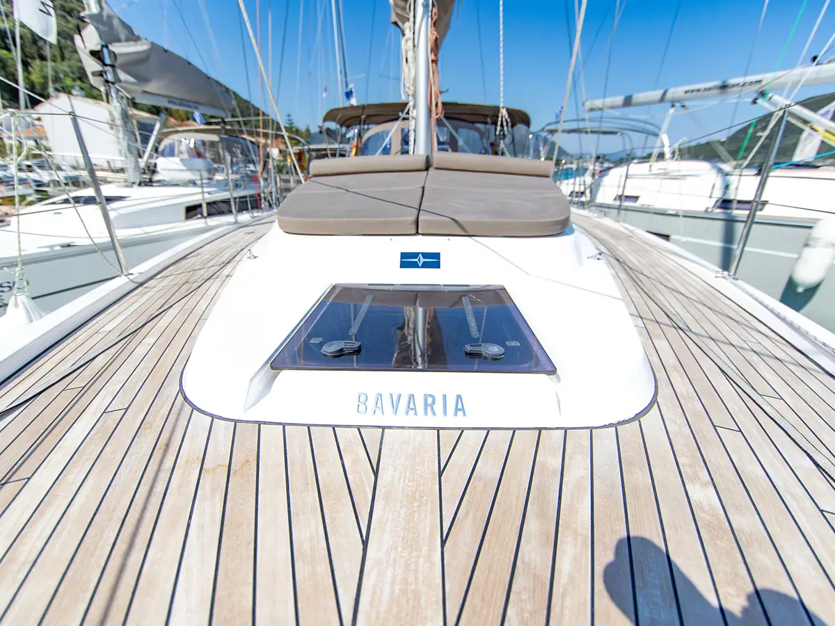 Bavaria C42
