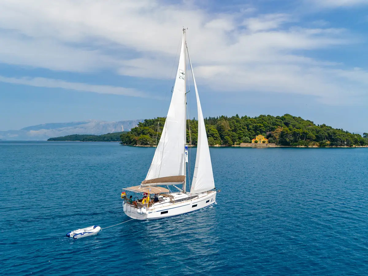 Bavaria C42