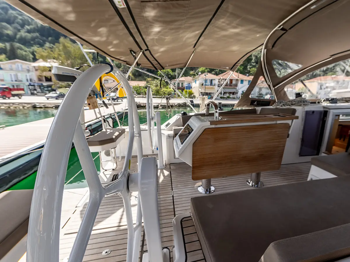 Bavaria C42