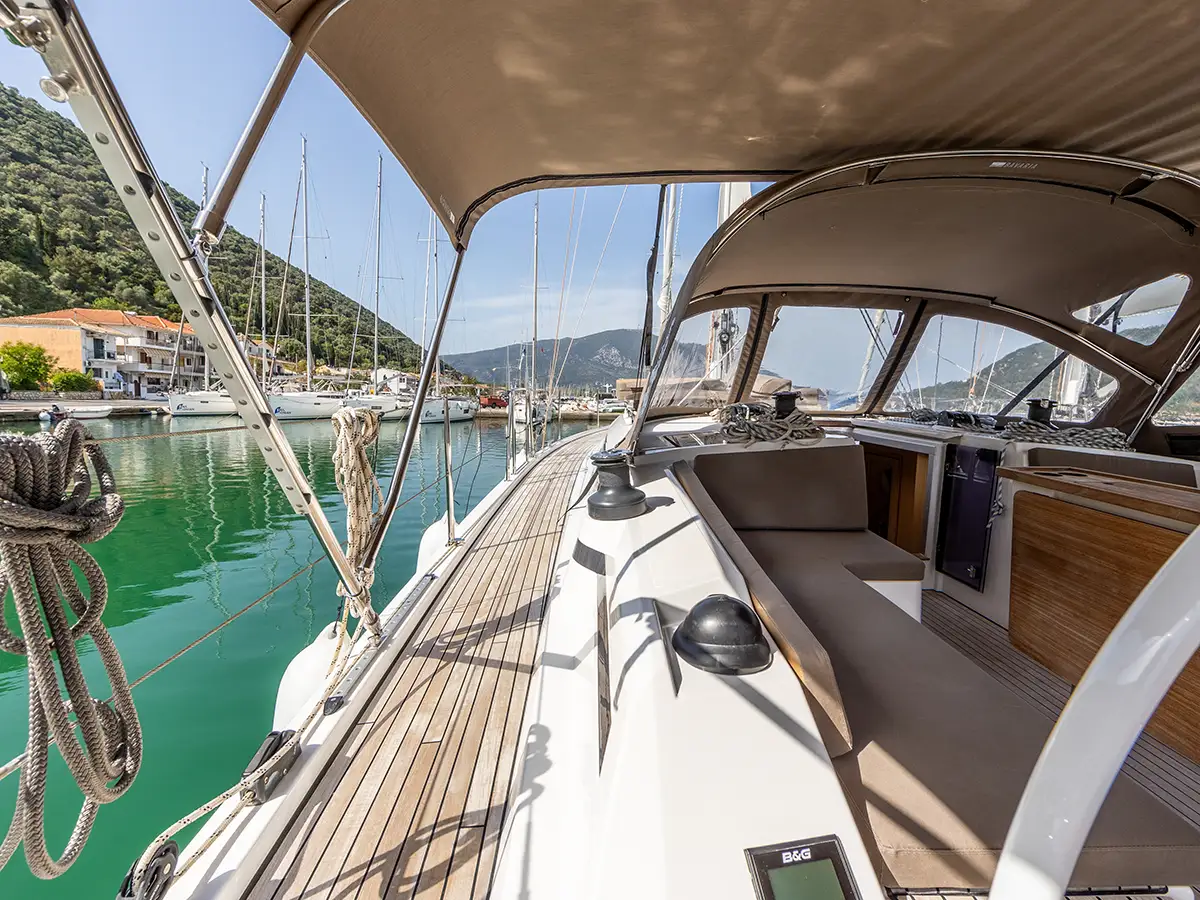 Bavaria C42