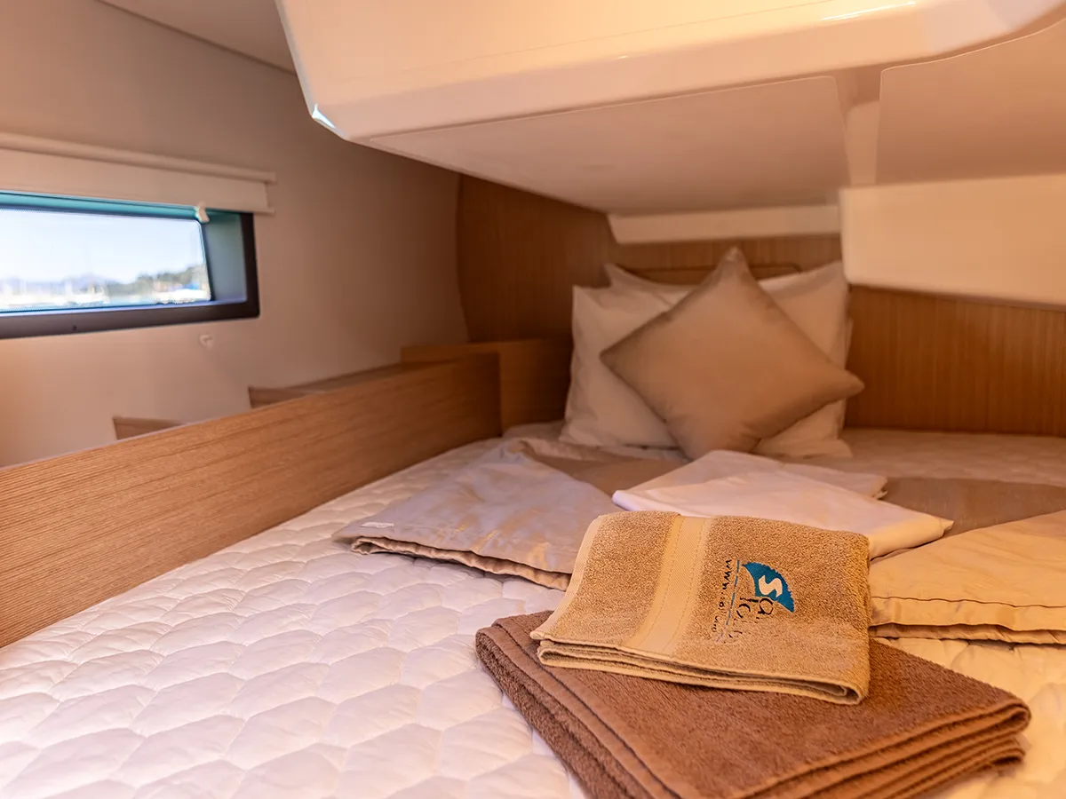 Bavaria C42