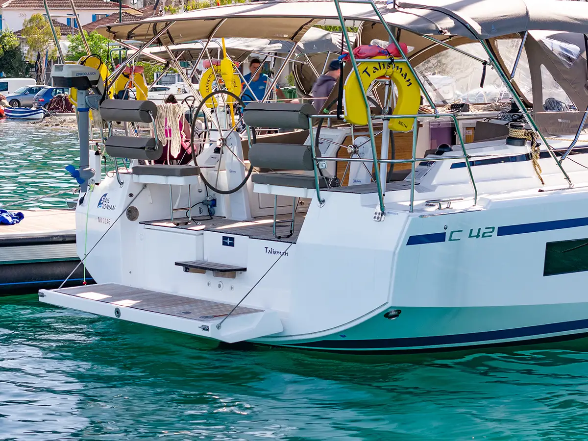 Bavaria C42