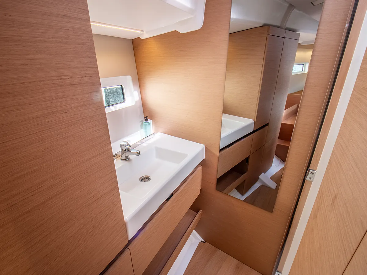 Sun Odyssey 490