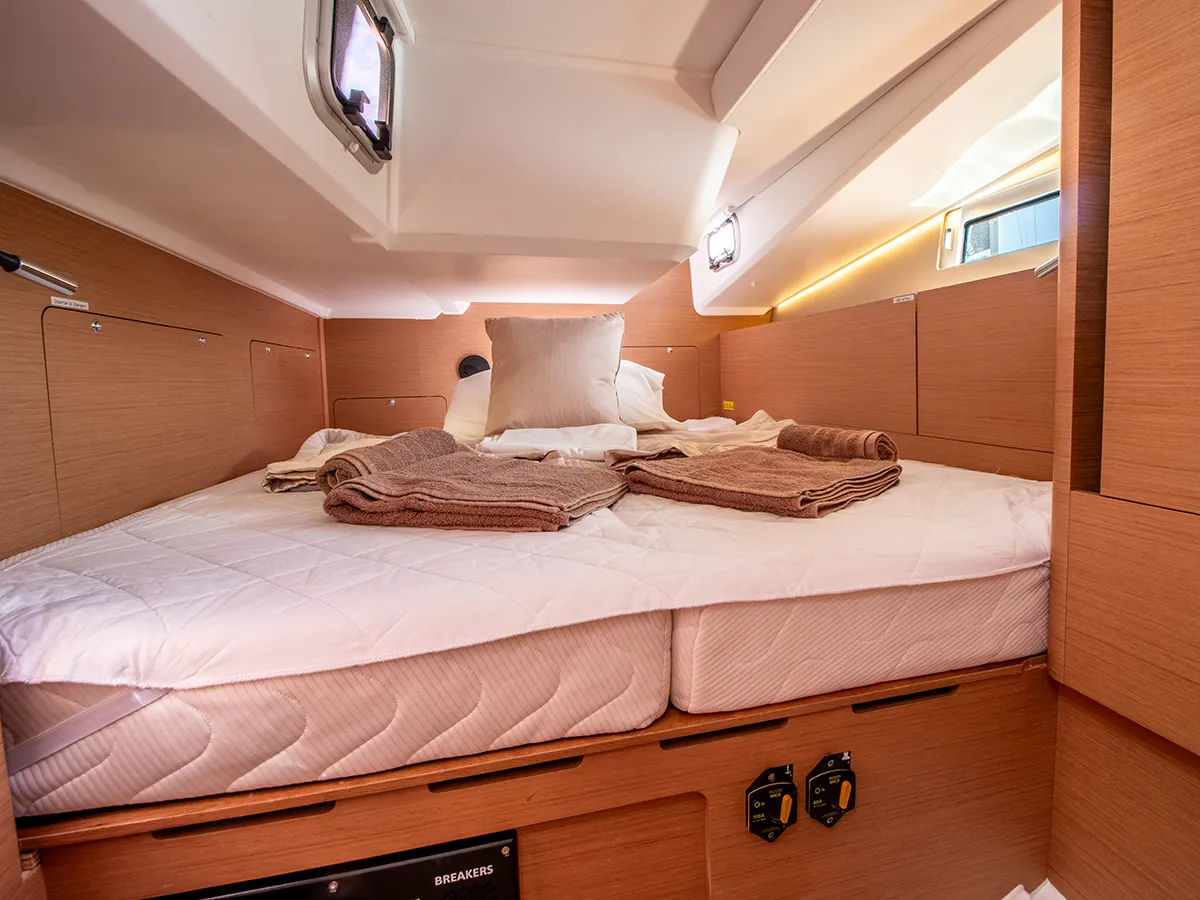 Sun Odyssey 490