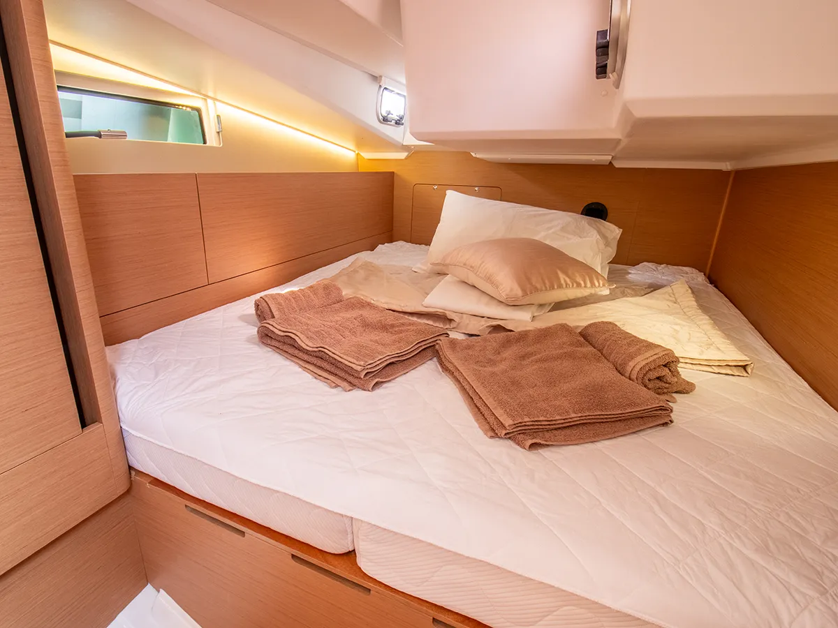 Sun Odyssey 490