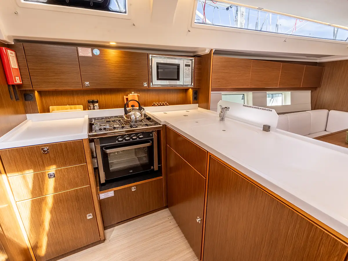 Bavaria C45