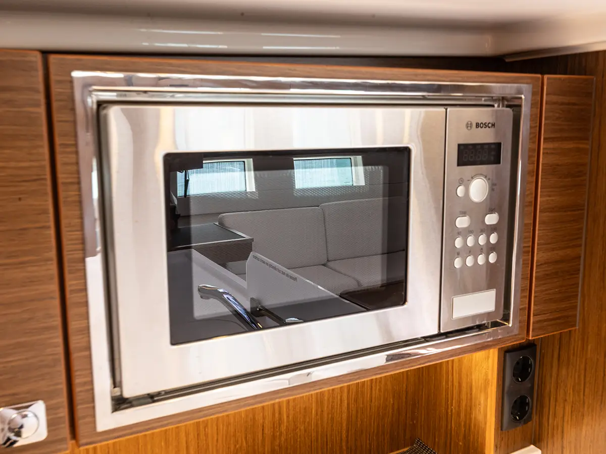 Bavaria C45