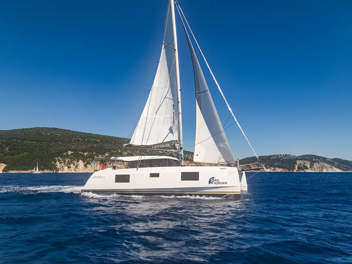 Nautitech Open 40 Catamaran