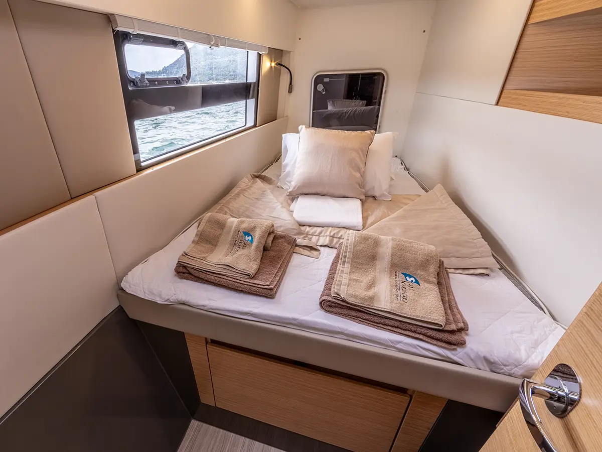 Nautitech Open 40 Catamaran