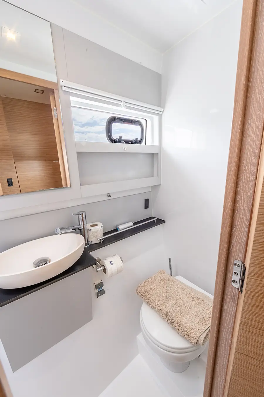 Nautitech Open 40 Catamaran