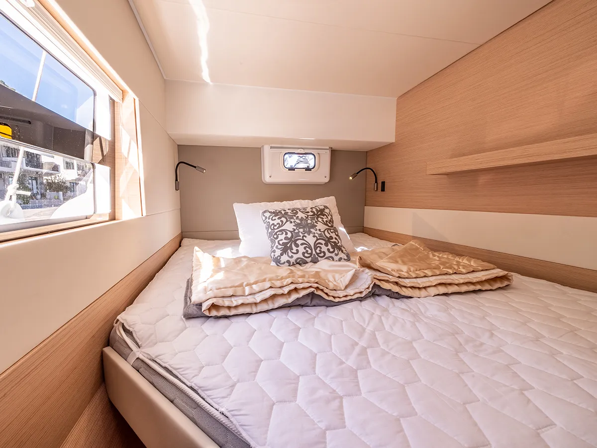 Nautitech Open 40 Catamaran
