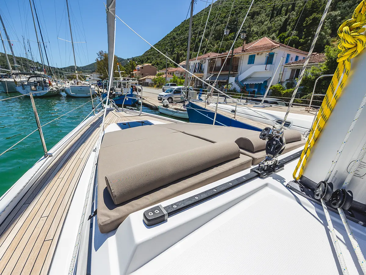 Bavaria C38
