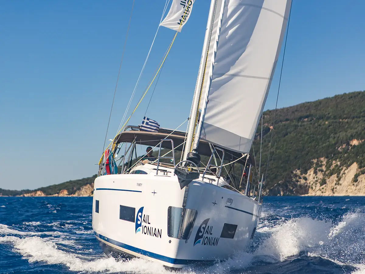 Bavaria C38