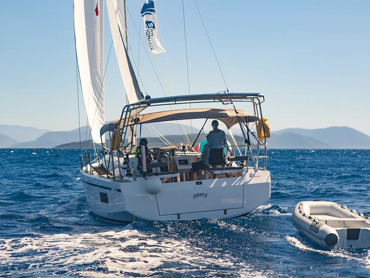 Bavaria C38
