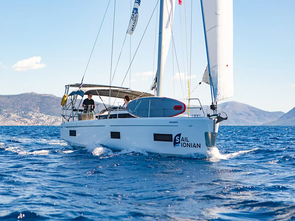 Bavaria C38