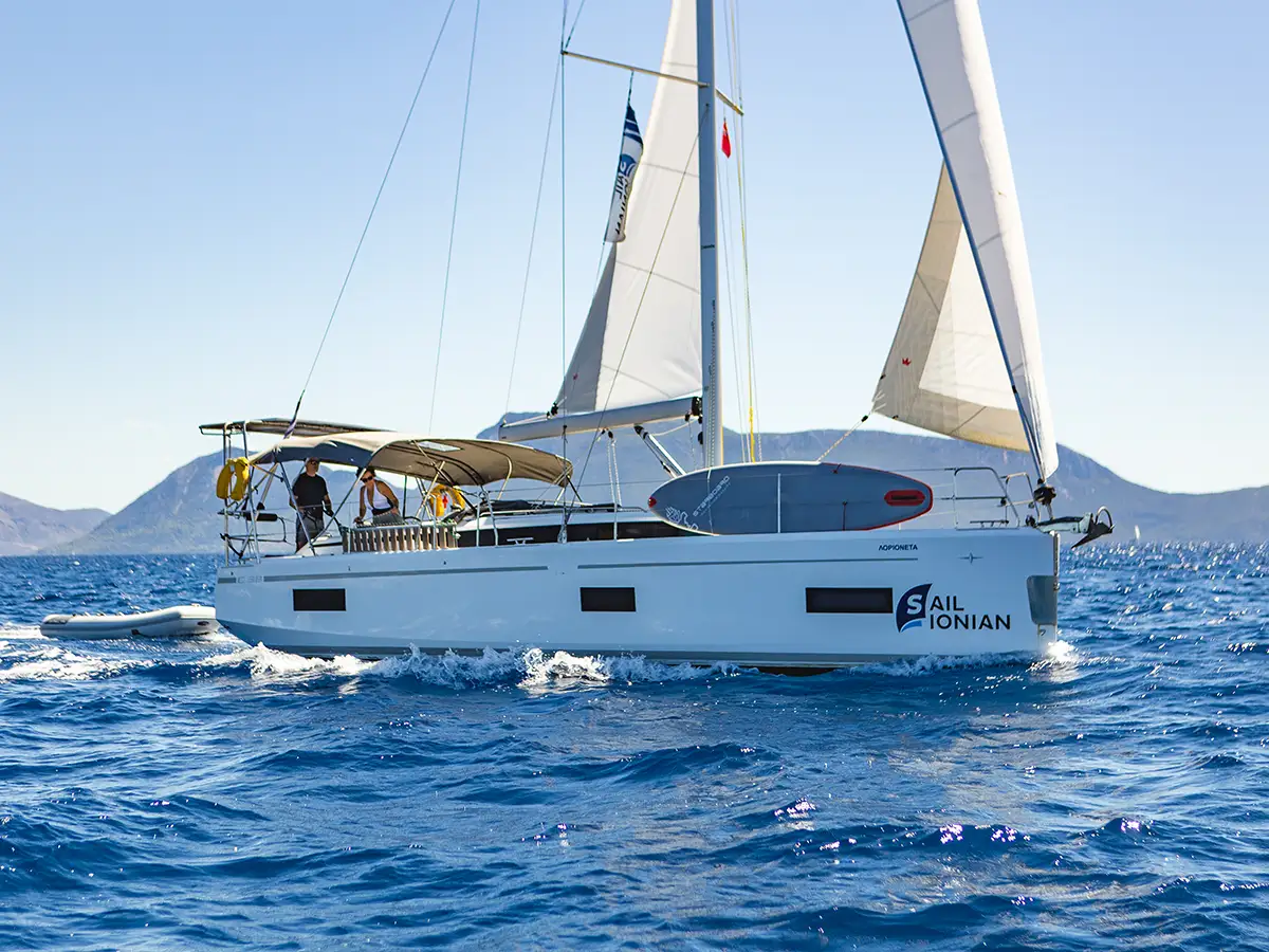 Bavaria C38