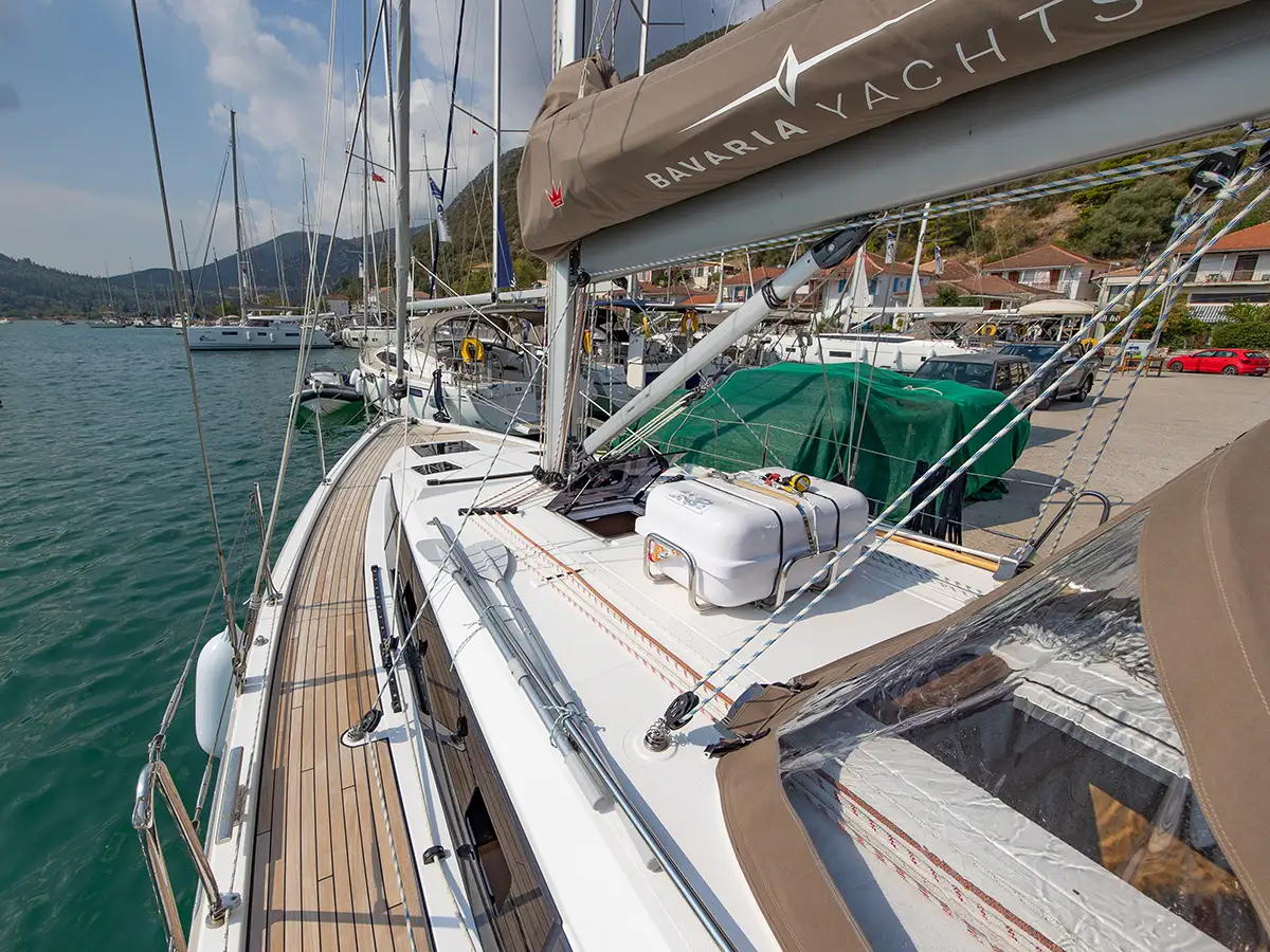 Bavaria C38