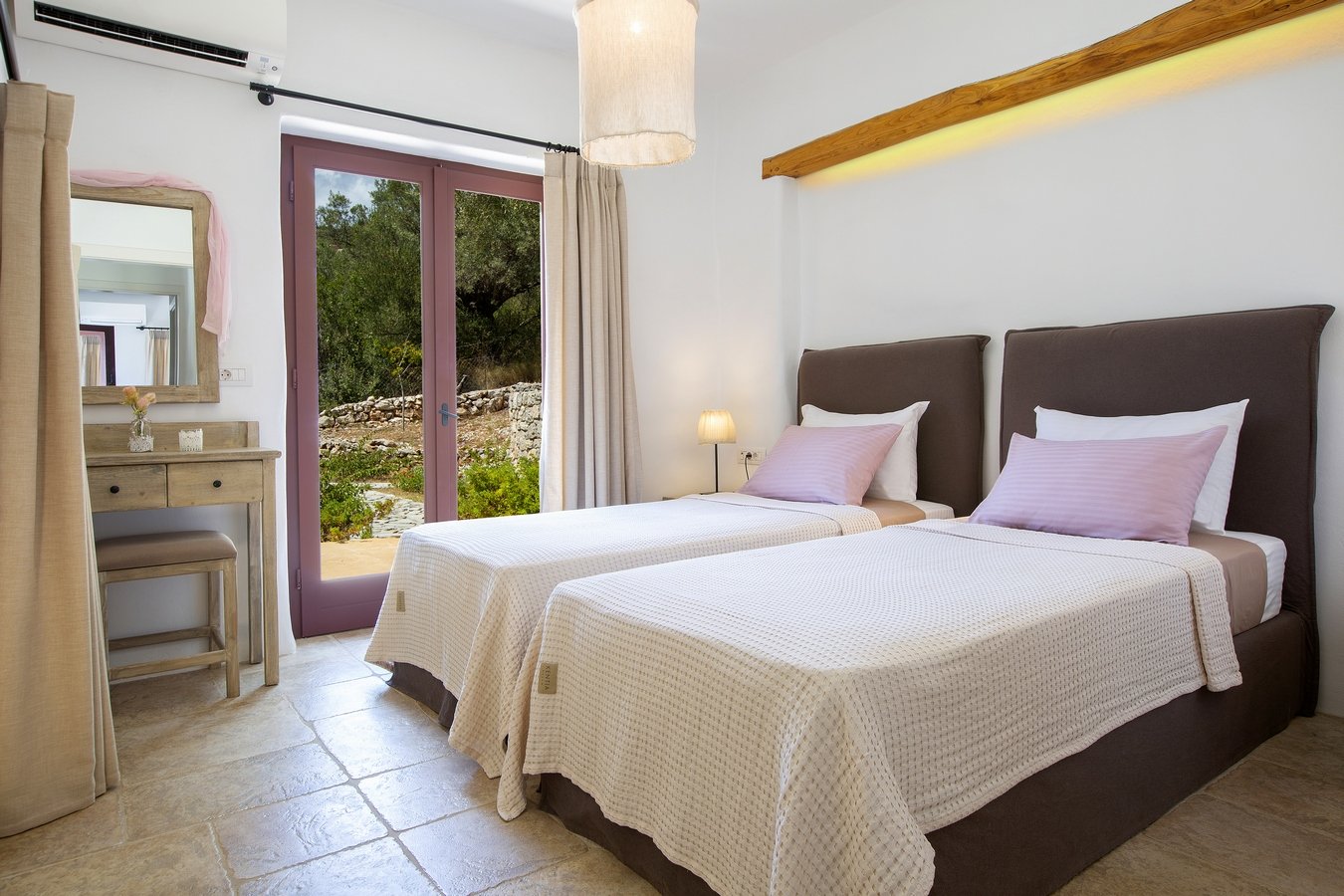 Villa Phos