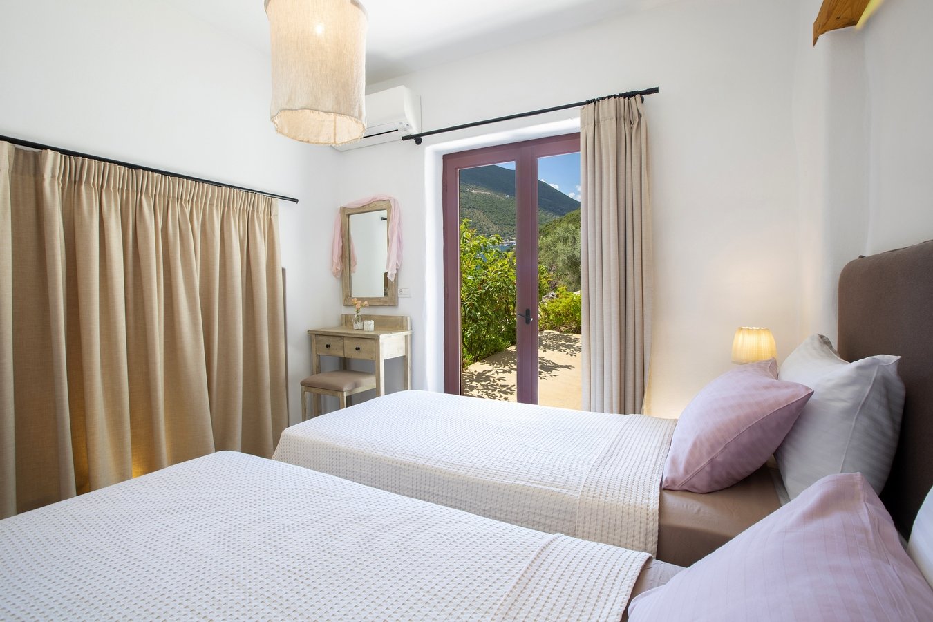 Villa Phos