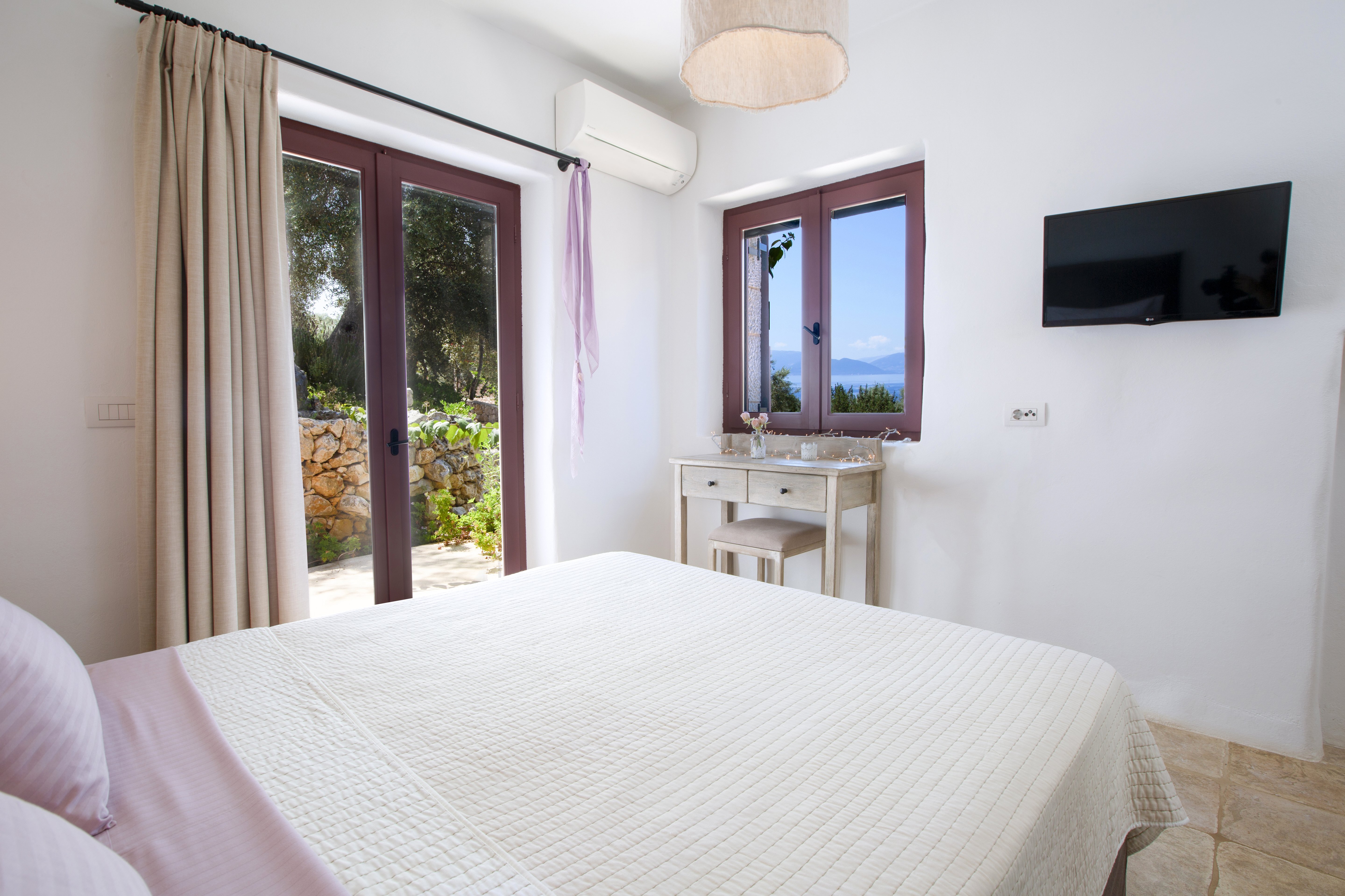 Villa Phos