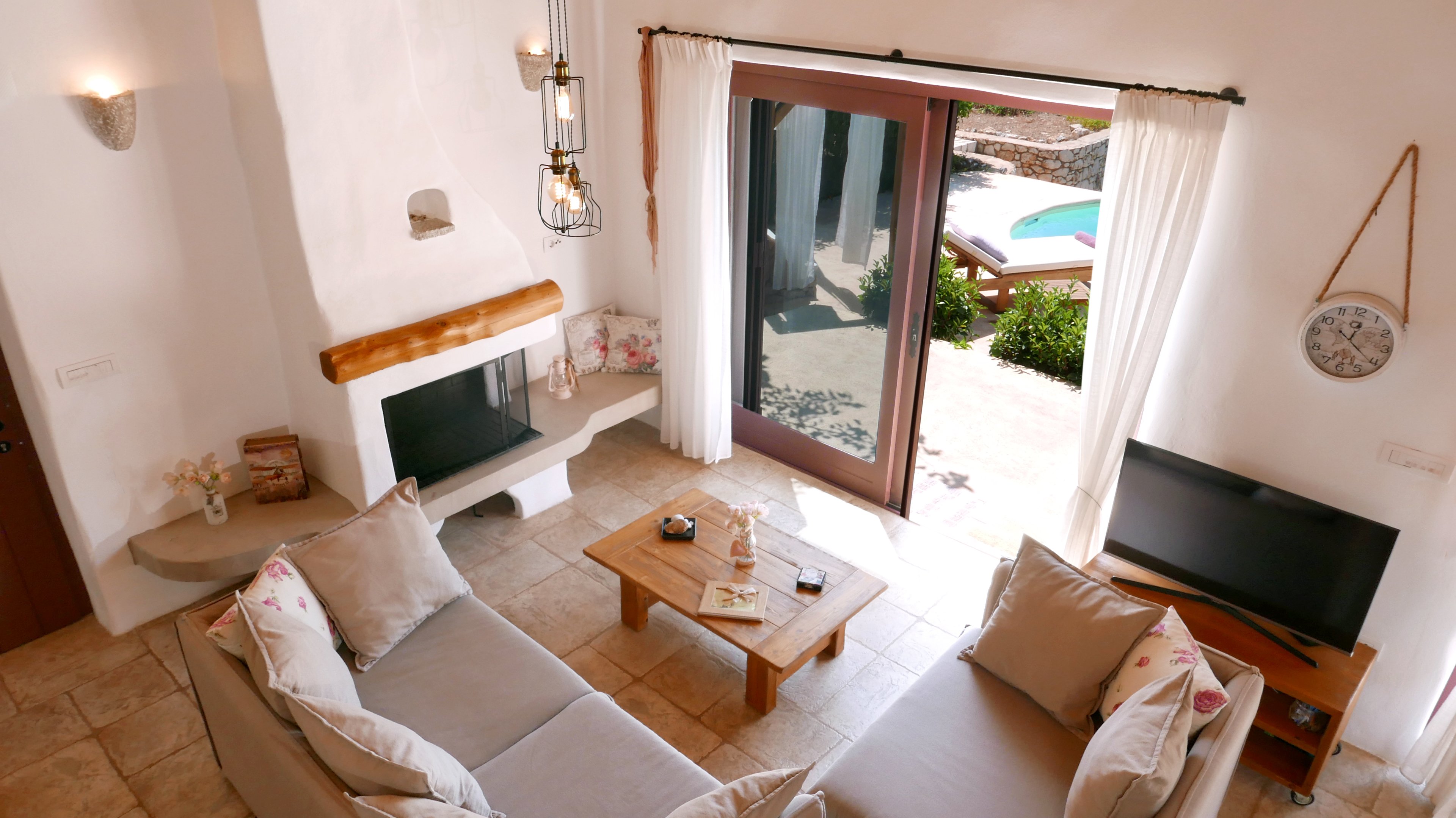Villa Phos