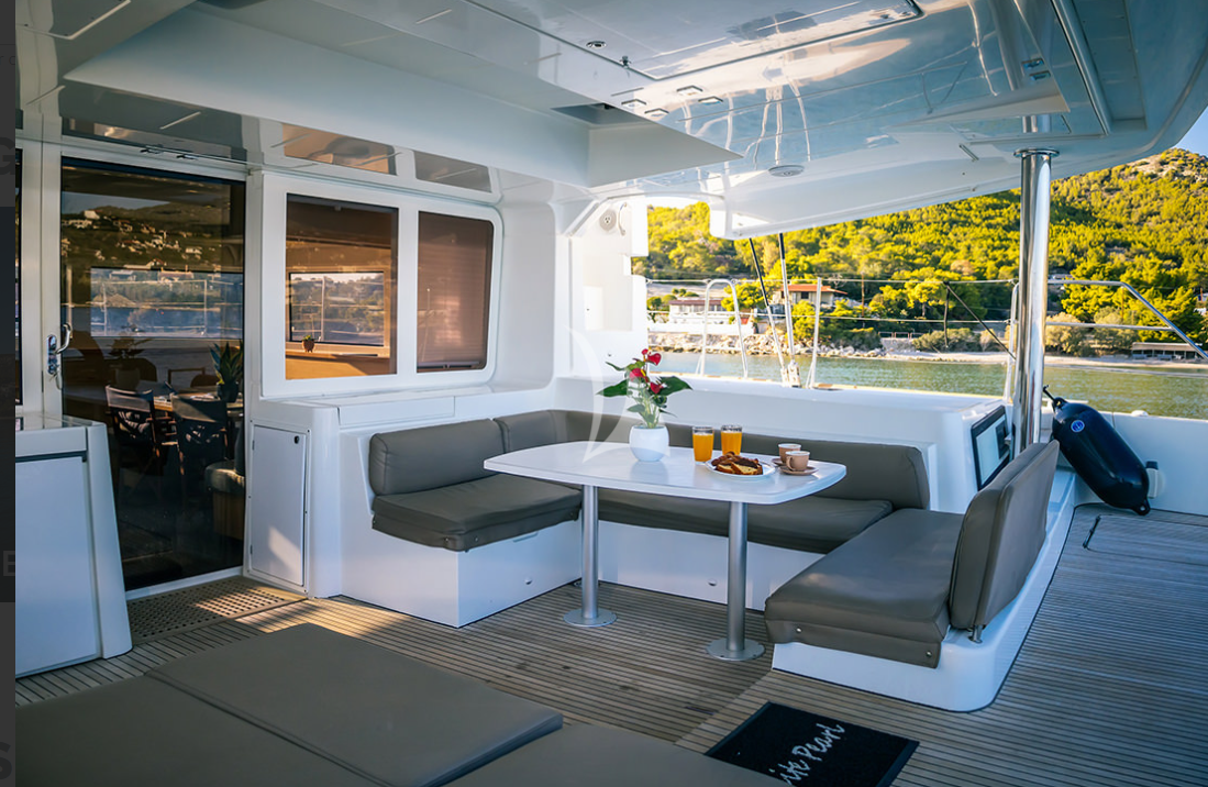 'White Pearl' crewed Lagoon 52 catamaran