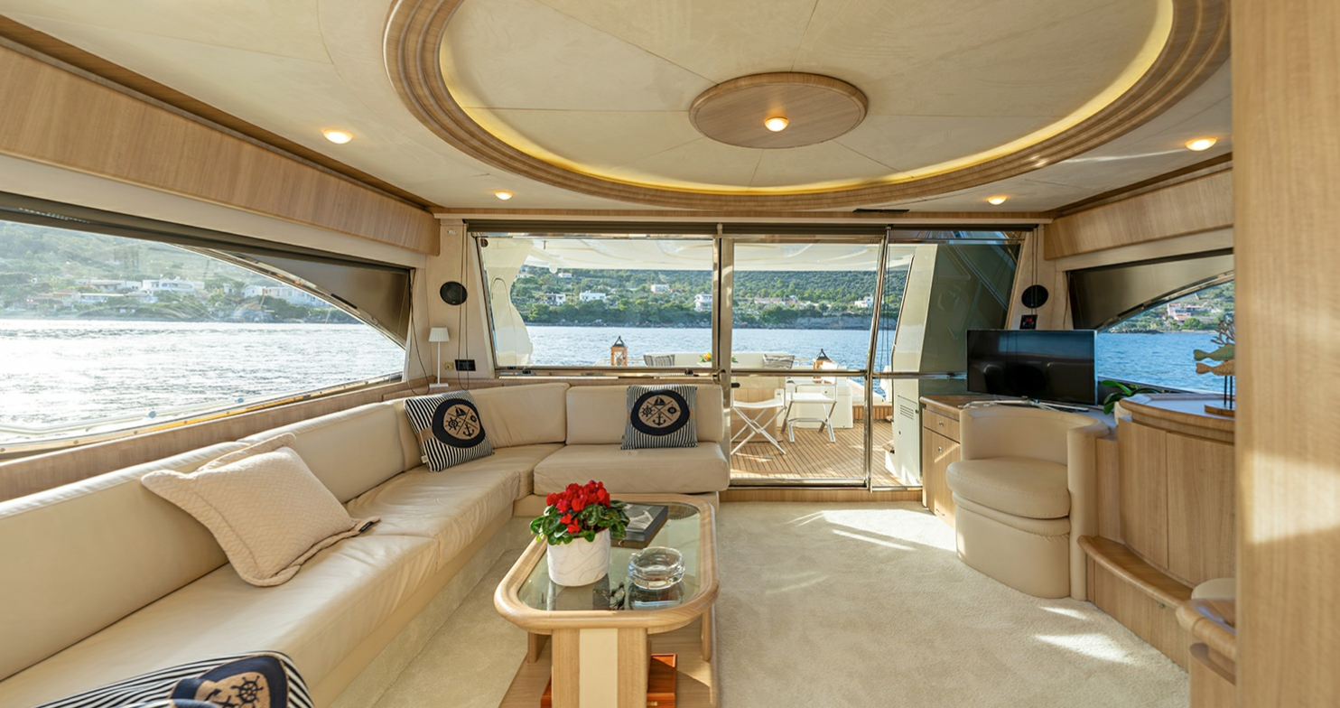 'Irene' Ferretti 68 classic motor yacht