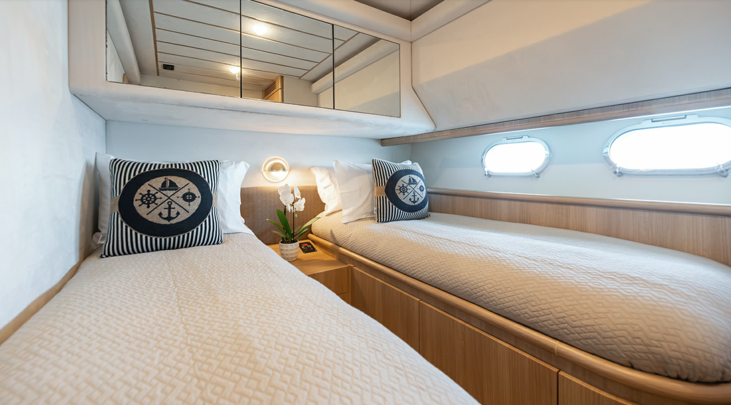 'Irene' Ferretti 68 classic motor yacht