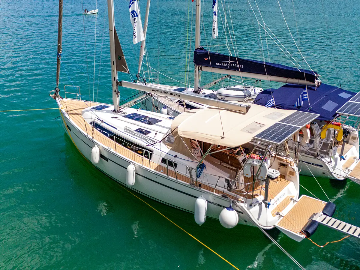 Bavaria 37