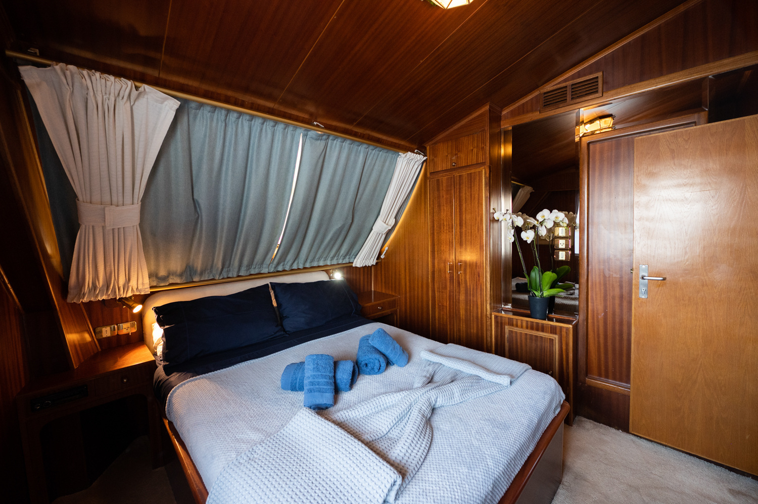 'Elena' Classic luxury motor yacht