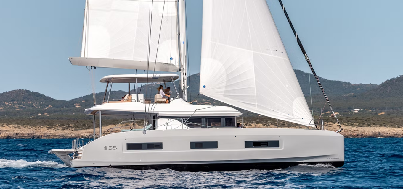'Humble One' Lagoon 55 catamaran